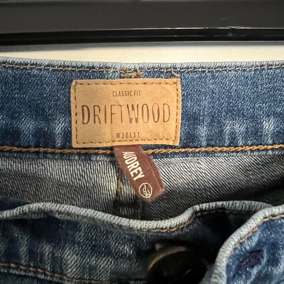 Driftwood Embroidered Jeans, Audrey Classic Fit Size 30 - Picture 3 of 13